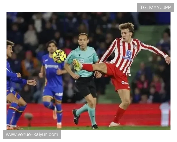 世界杯预选赛激战正酣 欧洲豪强纷纷亮相争夺晋级名额 世界杯预选赛激战正酣 欧洲豪强纷纷亮相争夺晋级名额