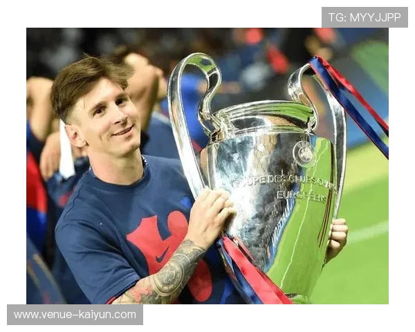 国际足坛焦点:梅西加盟迈阿密国际后首次亮相震撼全场 国际足坛焦点:梅西加盟迈阿密国际后首次亮相震撼全场