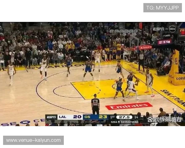 詹姆斯领衔湖人迎战勇士 库里复出状态成焦点大战关键